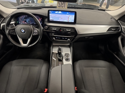 BMW 530 d*xDrive*SHZ*LED*Navi*HUD*R.Cam*ACC*AHK*