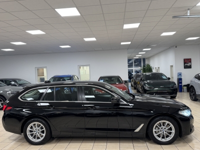 BMW 530 d*xDrive*SHZ*LED*Navi*HUD*R.Cam*ACC*AHK*