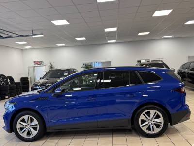 Skoda Enyaq 60 Loft*LED*AHK*CarPlay*Navi*R-Cam*SHZ*ACC*