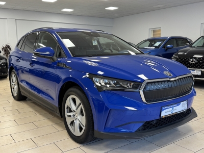 Skoda Enyaq 60 Loft*LED*AHK*CarPlay*Navi*R-Cam*SHZ*ACC*