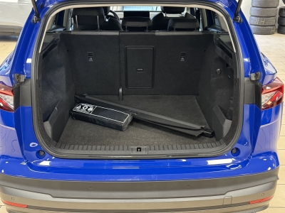 Skoda Enyaq 60 Loft*LED*AHK*CarPlay*Navi*R-Cam*SHZ*ACC*