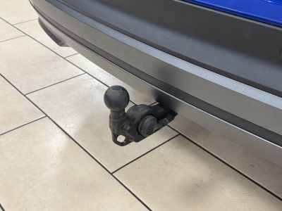 Skoda Enyaq 60 Loft*LED*AHK*CarPlay*Navi*R-Cam*SHZ*ACC*