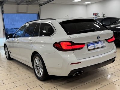 BMW 530 d xDrive*AHK*ACC*CarPlay*LED*Navi*R-Cam*SHZ*