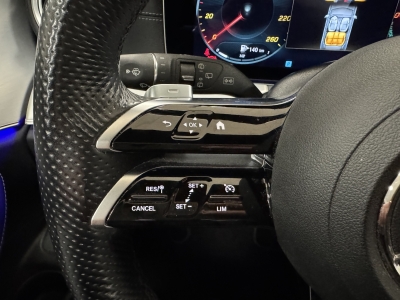 Mercedes-Benz E 300 de*AMG-Line*Night-Paket*Pano*LED*R-Cam*SHZ