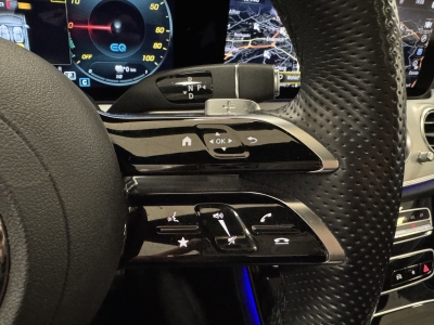 Mercedes-Benz E 300 de*AMG-Line*Night-Paket*Pano*LED*R-Cam*SHZ