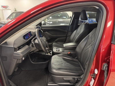 Ford Mustang Mach-E LED Winter-Paket Leder Navi PDC 