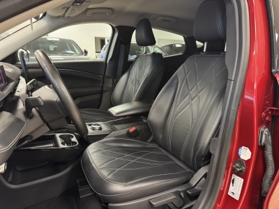 Ford Mustang Mach-E LED Winter-Paket Leder Navi PDC 