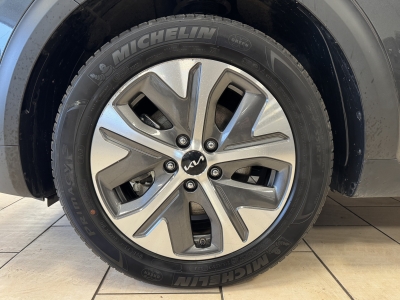 Kia Niro e-Niro Spirit*CarPlay*Navi*LED*W-Paket*1H*