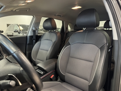 Kia Niro e-Niro Spirit*CarPlay*Navi*LED*W-Paket*1H*