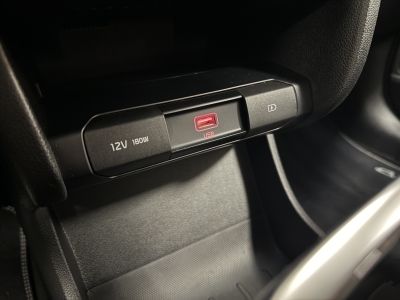 Kia Niro e-Niro Vision*CarPlay*Navi*R-Cam*PDC*ACC*1H