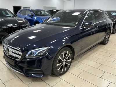 Mercedes-Benz E 300 de AMG-Line Pano*LED 360°Cam*ACC*Pano*SHZ*