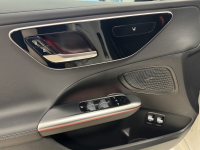 Mercedes-Benz C 300 AMG-Line*Night*LED*360°Cam*ACC*Keyless*SHZ