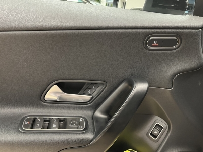 Mercedes-Benz CLA 250 Shooting Brake AHK*Navi*CarPlay*SHZ*PDC*