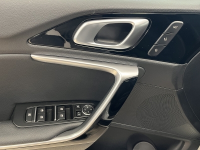 Kia XCeed Platinum Edition*Plug-in*Pano*LED*Navi*JBL