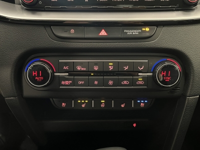 Kia XCeed Platinum Edition*Plug-in*Pano*LED*Navi*JBL
