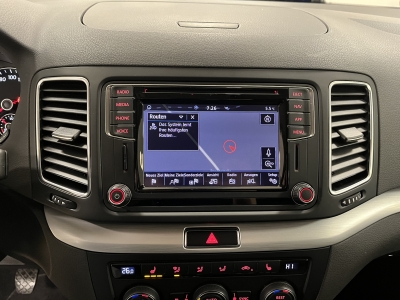 VW Sharan Comfortline  BT*SHZ*PDC*CarPlay*1H*7Sitze