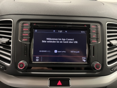 VW Sharan Comfortline  BT*SHZ*PDC*CarPlay*1H*7Sitze