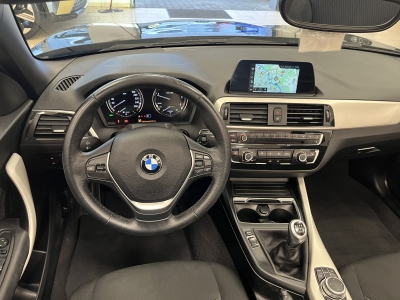 BMW 218 d Business*Navi*LED*SHZ*BT-Audio*1-Hand*