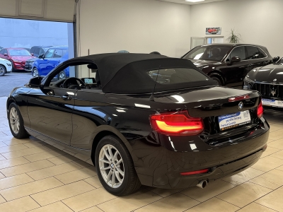 BMW 218 d Business*Navi*LED*SHZ*BT-Audio*1-Hand*
