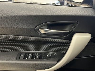 BMW 218 d Business*Navi*LED*SHZ*BT-Audio*1-Hand*