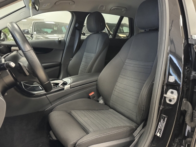 Mercedes-Benz C 220 d  Navi*CarPlay*R-Cam*PDC*SHZ*ACC*1H*LED*