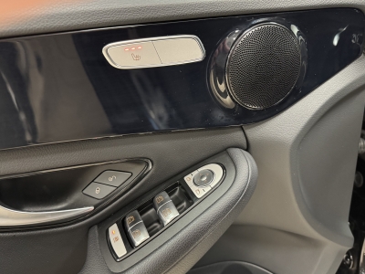 Mercedes-Benz C 220 d  Navi*CarPlay*R-Cam*PDC*SHZ*ACC*1H*LED*