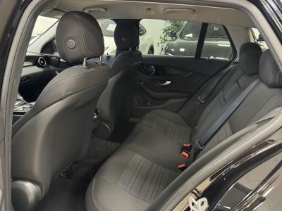 Mercedes-Benz C 220 d  Navi*CarPlay*R-Cam*PDC*SHZ*ACC*1H*LED*