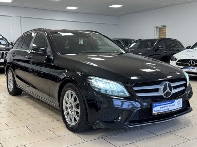 Mercedes-Benz C 220 d  Navi*CarPlay*R-Cam*PDC*SHZ*ACC*1H*LED*