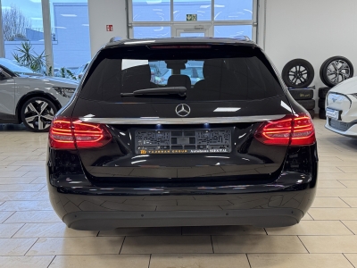 Mercedes-Benz C 220 d  Navi*CarPlay*R-Cam*PDC*SHZ*ACC*1H*LED*