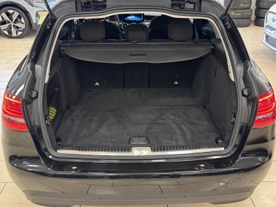 Mercedes-Benz C 220 d  Navi*CarPlay*R-Cam*PDC*SHZ*ACC*1H*LED*