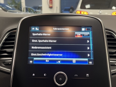 Renault Grand Scenic AHK*Navi*PDC*SHZ*BT*ACC*SPURHALTE*