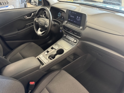 Hyundai Kona Elektro Select 2WD*ACC*CarPlay*SHZ*R-Cam*SOH100%*