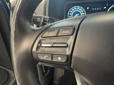 Hyundai Kona Elektro Select 2WD*ACC*CarPlay*SHZ*R-Cam*SOH100%*