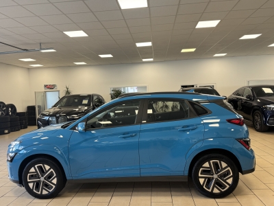Hyundai Kona Elektro Select 2WD*ACC*CarPlay*SHZ*R-Cam*SOH100%*