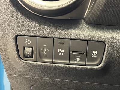 Hyundai Kona Elektro Select 2WD*CarPlay*R-Cam*ACC*SHZ*SOH100%*