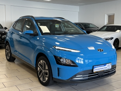 Hyundai Kona Elektro Select 2WD*CarPlay*R-Cam*ACC*SHZ*SOH100%*