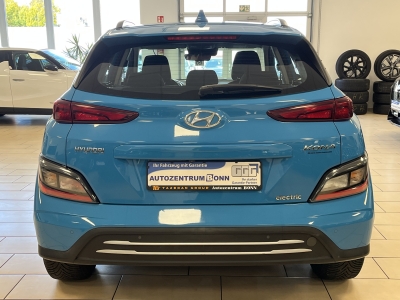 Hyundai Kona Elektro Select 2WD*CarPlay*R-Cam*ACC*SHZ*SOH100%*