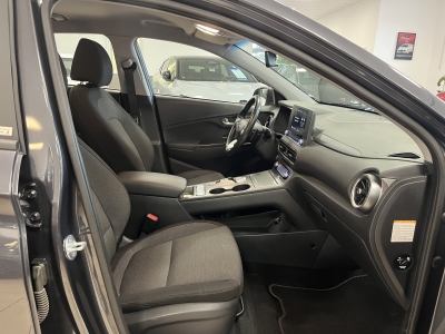 Hyundai Kona Elektro Select dig.Cockpit ACC R.Cam SHZ SOH:100%
