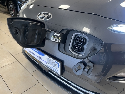 Hyundai Kona Elektro Select dig.Cockpit ACC R.Cam SHZ SOH:100%