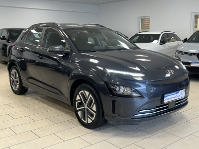 Hyundai Kona Elektro Select dig.Cockpit ACC R.Cam SHZ SOH:100%