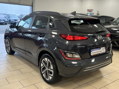 Hyundai Kona Elektro Select dig.Cockpit ACC R.Cam SHZ SOH:100%