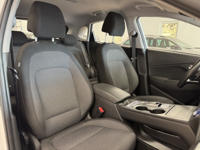Hyundai Kona Elektro Select*2WD*ACC*CarPlay*Cam*WinterP.*SOH100%