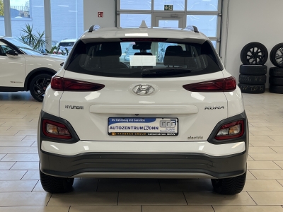 Hyundai Kona Elektro Trend 2WD*CarPlay*Navi*R-Cam*SOH:100*KRELL*