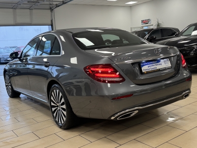Mercedes-Benz E 350 Avantgarde*ACC*Leder*Memory*SHZ*R-Cam*Navi*