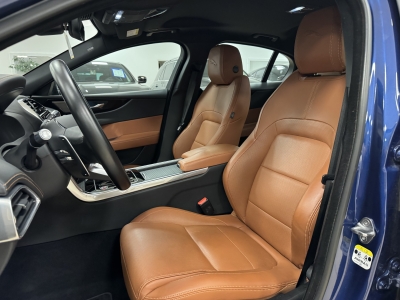 Jaguar XE R-Dynamic*BlackPack*Leder*ACC*360°Cam*Meridian*