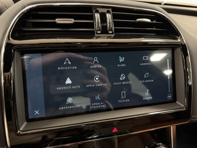 Jaguar XE R-Dynamic*BlackPack*Leder*ACC*360°Cam*Meridian*