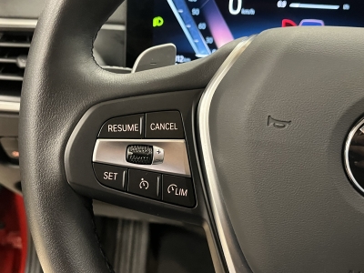 BMW 318 i*Leder*Shadow*Widescreen*R.Cam*AHK*SHZ*LED*