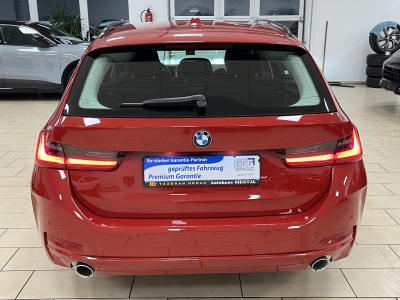 BMW 318 i*Leder*Shadow*Widescreen*R.Cam*AHK*SHZ*LED*