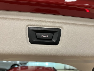 BMW 318 i*Leder*Shadow*Widescreen*R.Cam*AHK*SHZ*LED*