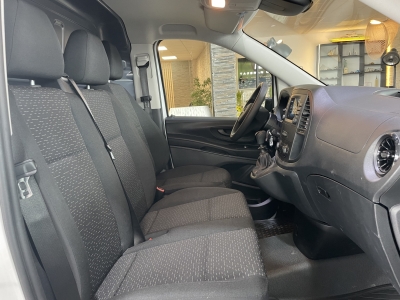 Mercedes-Benz Vito 114 CDI kompakt Würth-Regale R.Cam PDC DAB